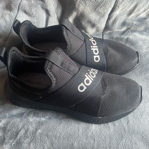 Adidas black cloud foam sneakers never worn